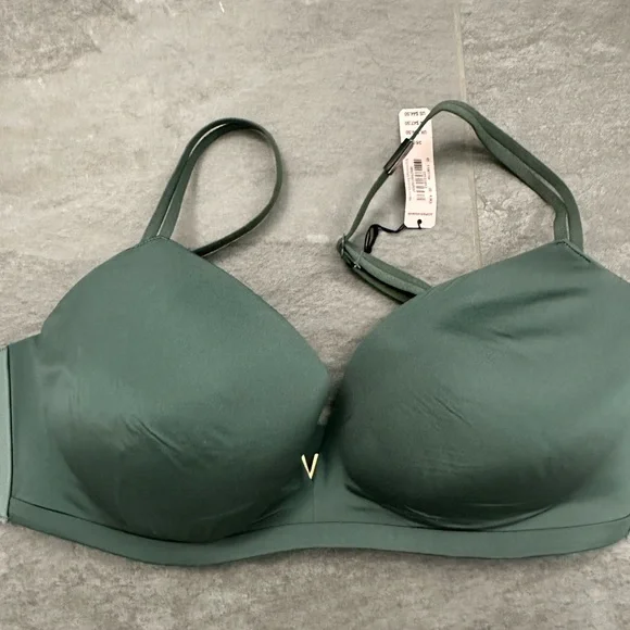 3 VICTORIA’S SECRET BRAS - NEW W TAGS- Size 36 D - Picture 3 of 4